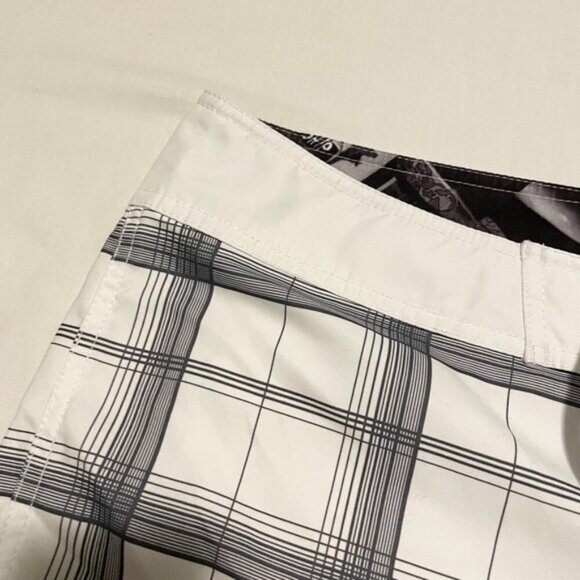 Quiksilver Swim Trunks Mens Size 36 Shorts - Picture 4 of 15